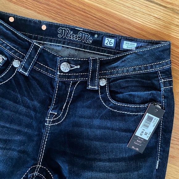 NWT Women’s 26 Miss Me Bootcut Jeans - Picture 3 of 7